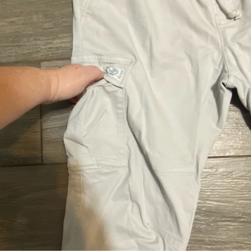 Zara XL Beige Cargo Joggers - Picture 5 of 10